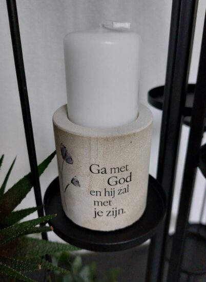 Kaarsenstandaard rustiek - Ga met God...(incl. mini stompkaars)