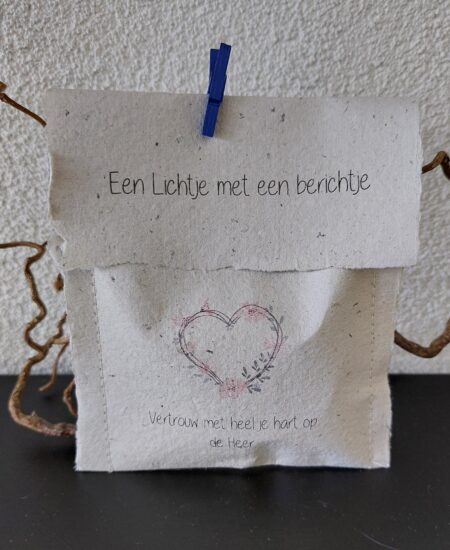 Lichtje met een berichtje - Vertrouw met heel je hart..