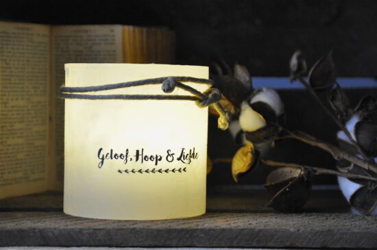 Windlicht S 'Geloof, hoop & Liefde', Ivoor