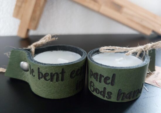 Leren waxinelichtjeshouder Groen Je bent een parel in Gods hand (set van 4)