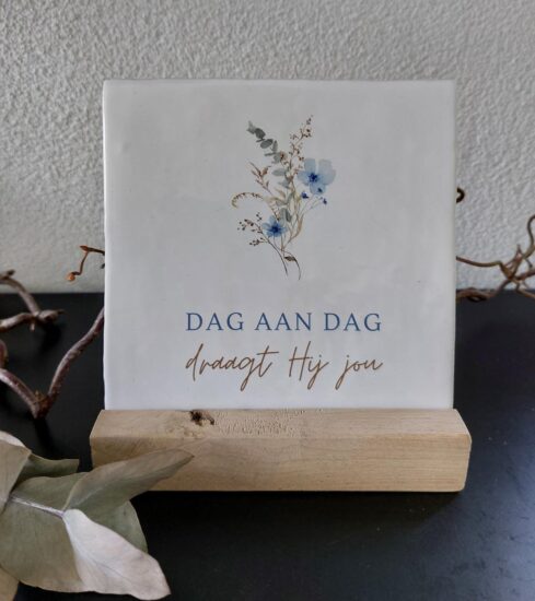 Rustieke tegel wit -Dag aan dag (incl. houder)
