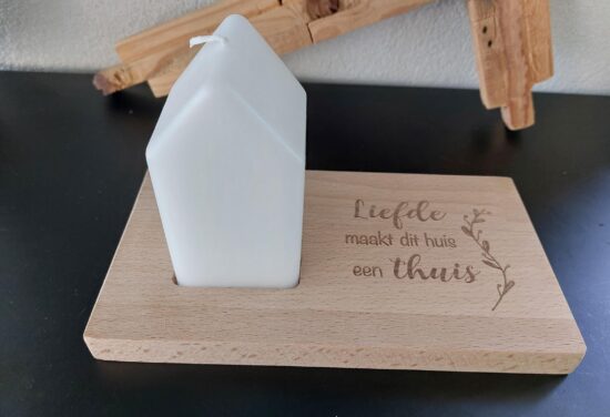 Nordic Hus Liefde maakt dit huis een thuis  (incl. kaarsenhuisje)